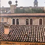 Daire Enjoy - Studio Vicino Al Teatro Verdi Padova